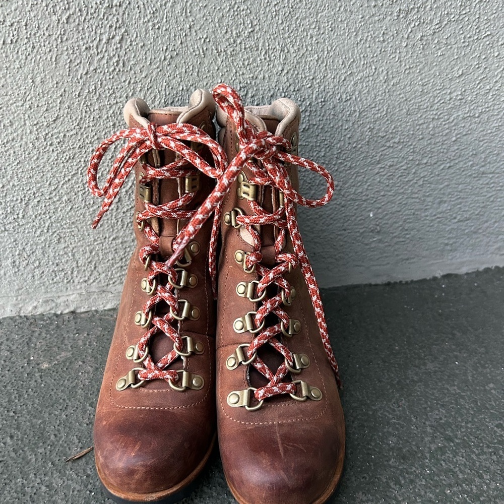 Sorel Joan Conquest Wedge Waterproof Combat Boots Gorpcore Size 7 - Picture 2 of 10